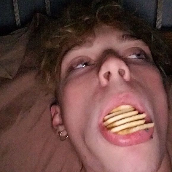 Meet your Posher, David - Picture 1 of 1